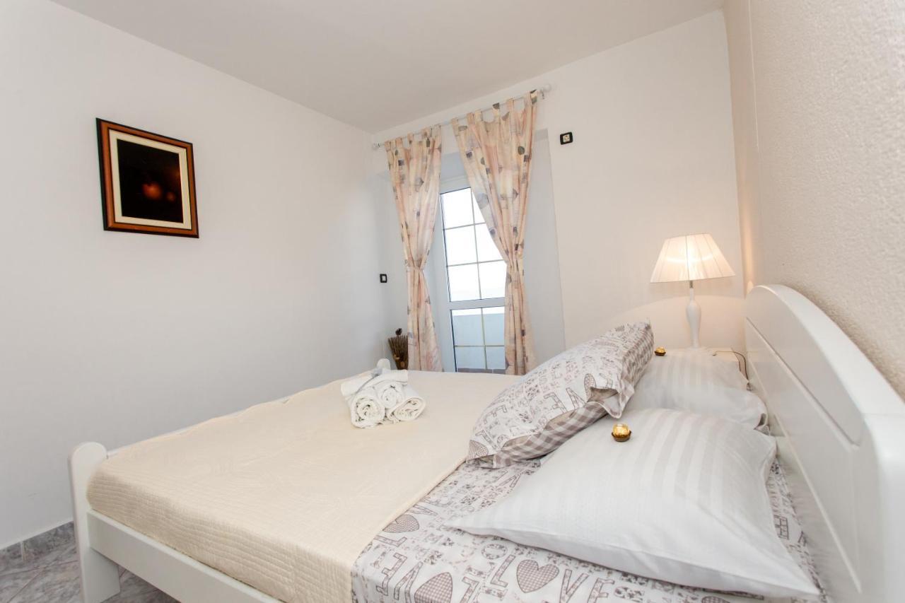 סוטיבאן Apartments Desiree מראה חיצוני תמונה
