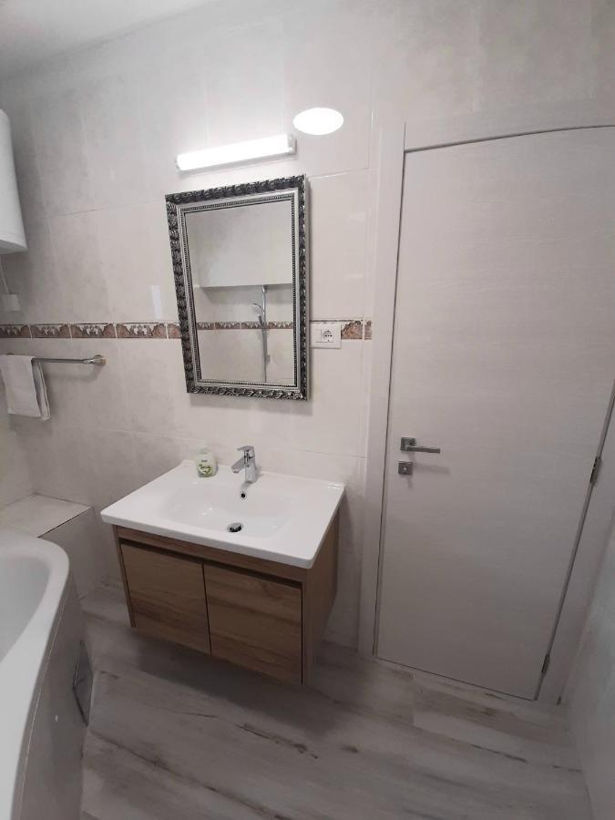 סוטיבאן Apartments Desiree מראה חיצוני תמונה